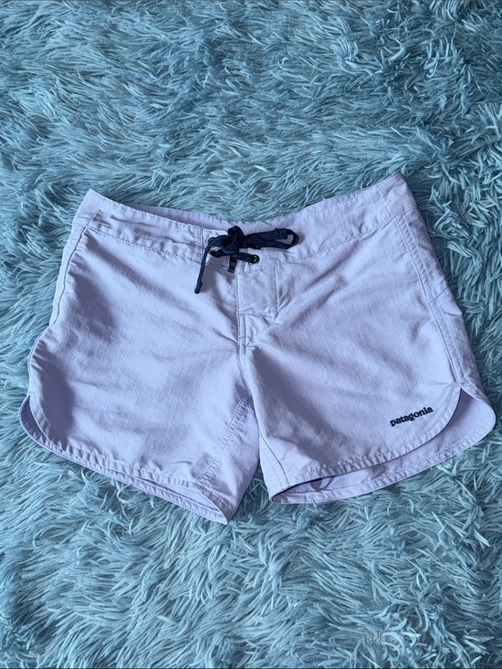Patagonia Pants - Patagonia Light Lavender Women's Athletic Swim Shorts with Navy Drawstring 0